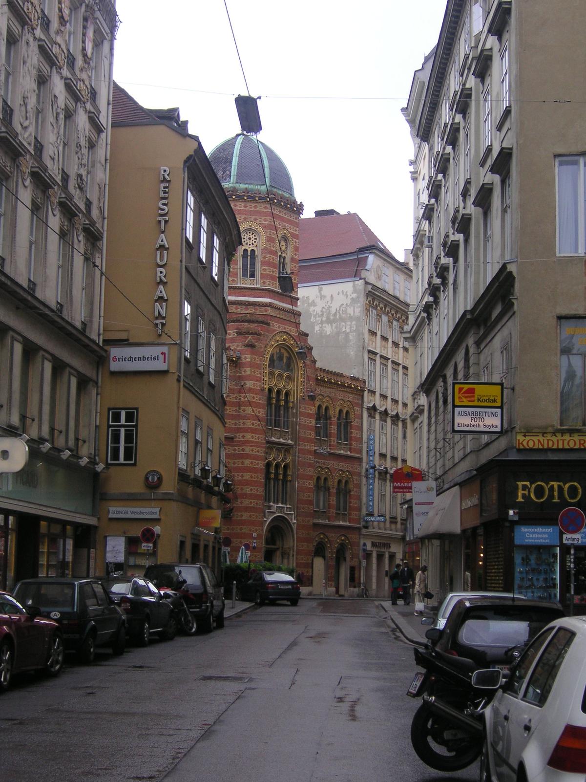 Vienna street scene
