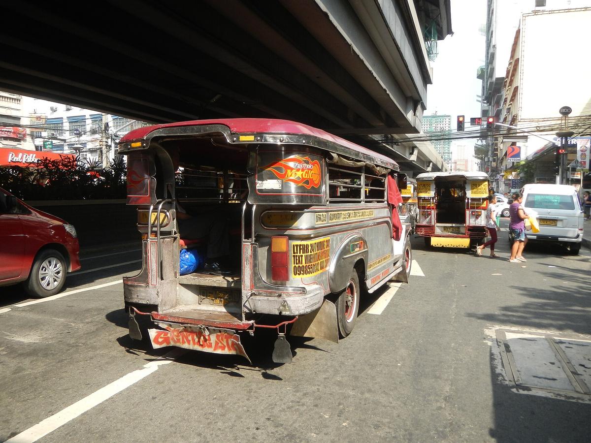 Manila street traffic