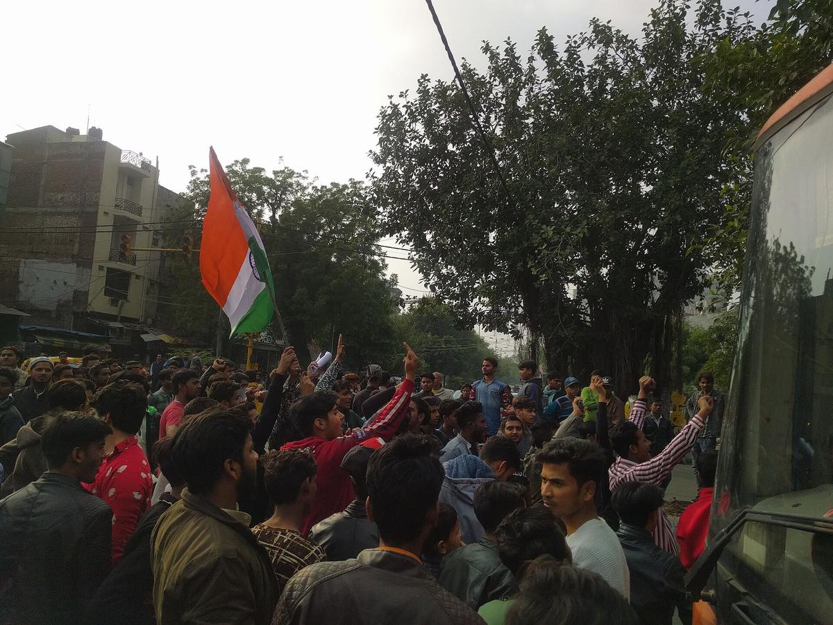New Delhi street traffic