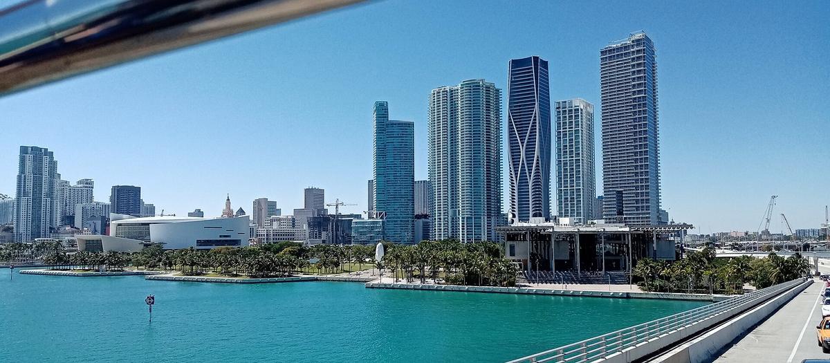 Miami skyline Biscayne Bay