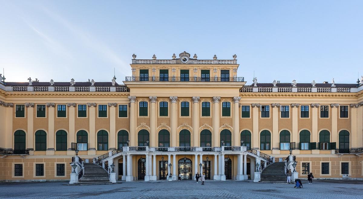 Schonbrunn Palace Vienna