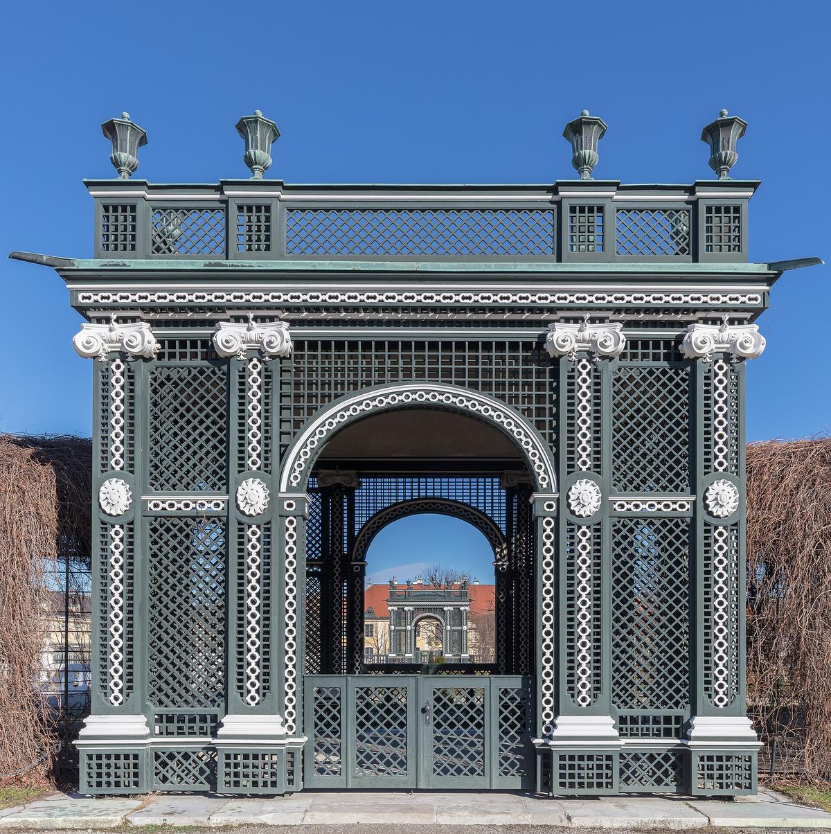 Schonbrunn Palace Vienna