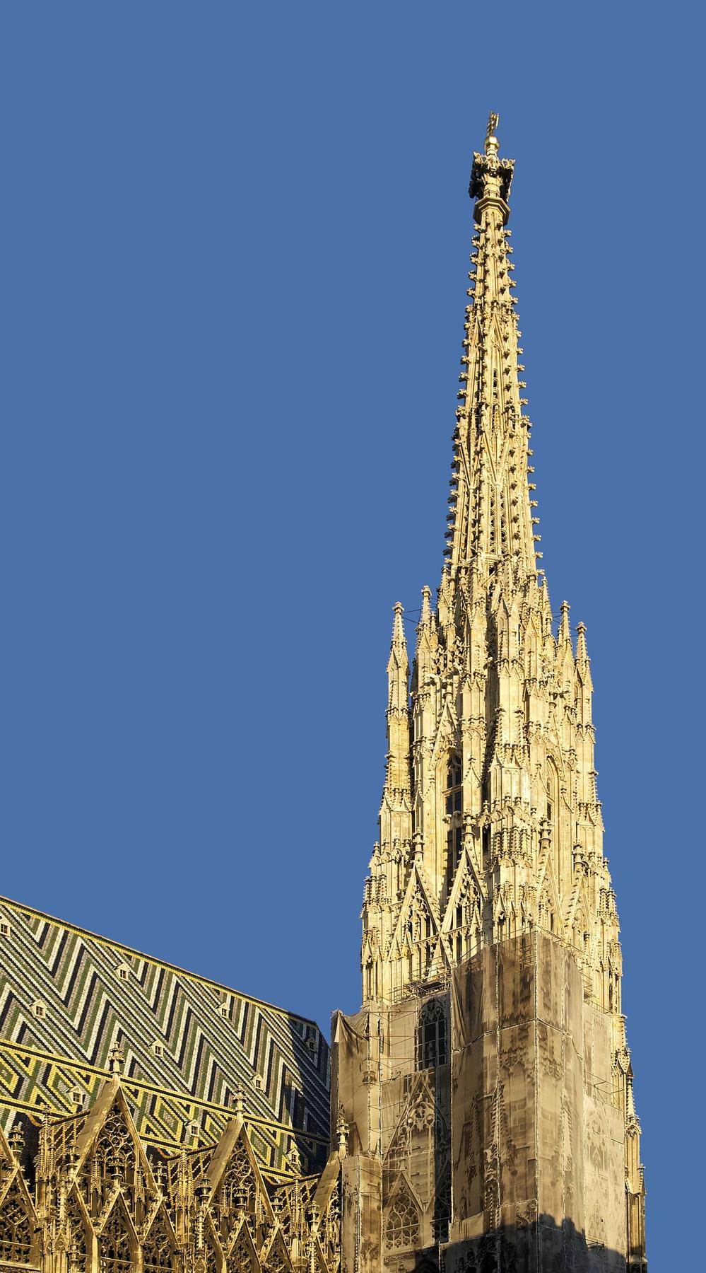 Vienna Stephansdom cathedral roof