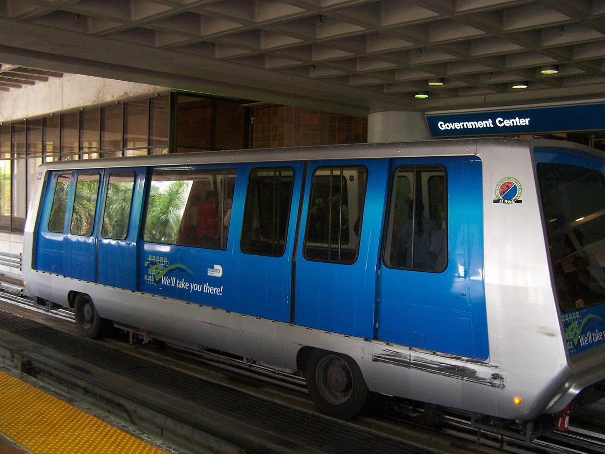 Miami Metromover train