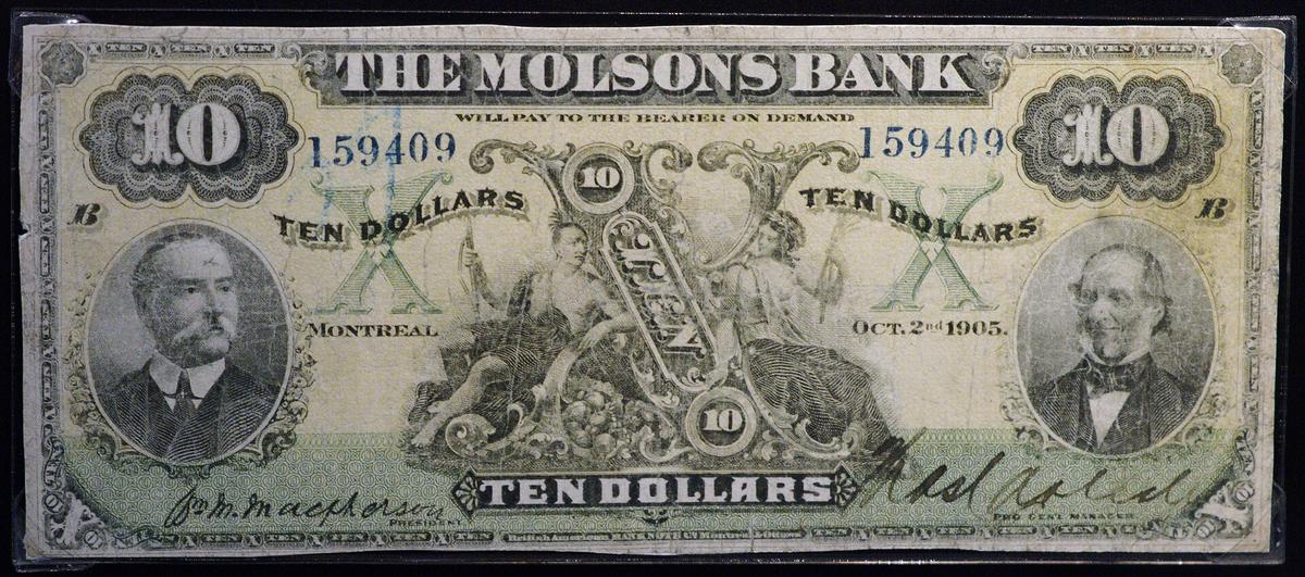 Canadian dollar banknotes