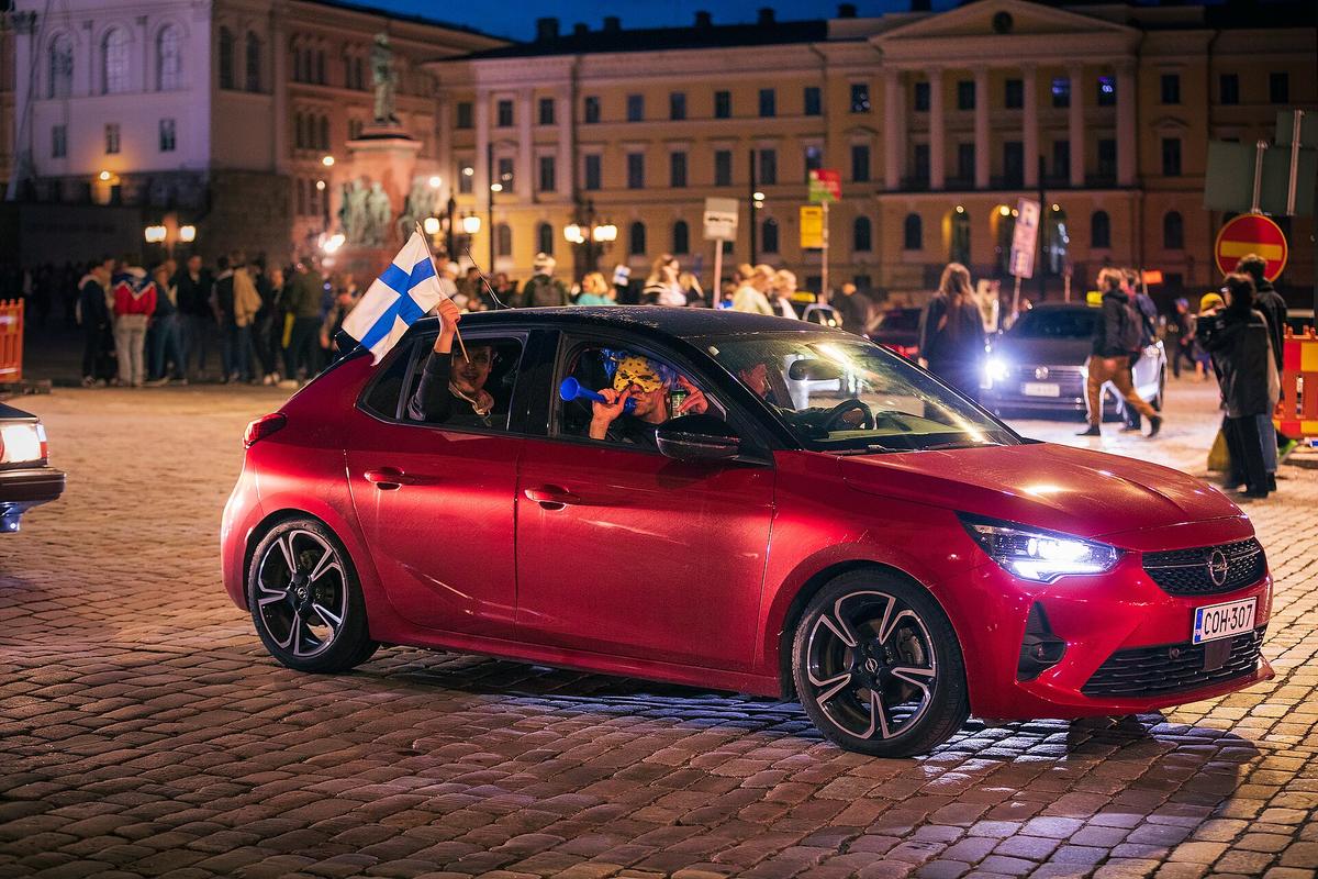 Helsinki street celebration