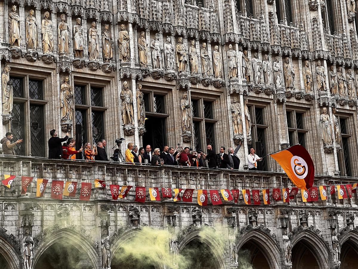 Brussels street celebration