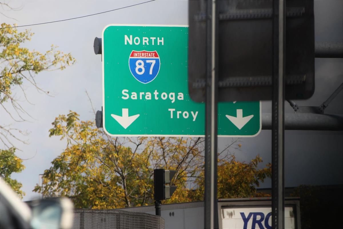 New York highway road sign