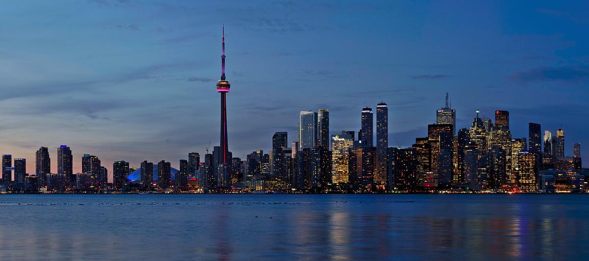 Toronto Islands skyline view