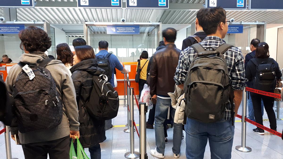 Poland passport control