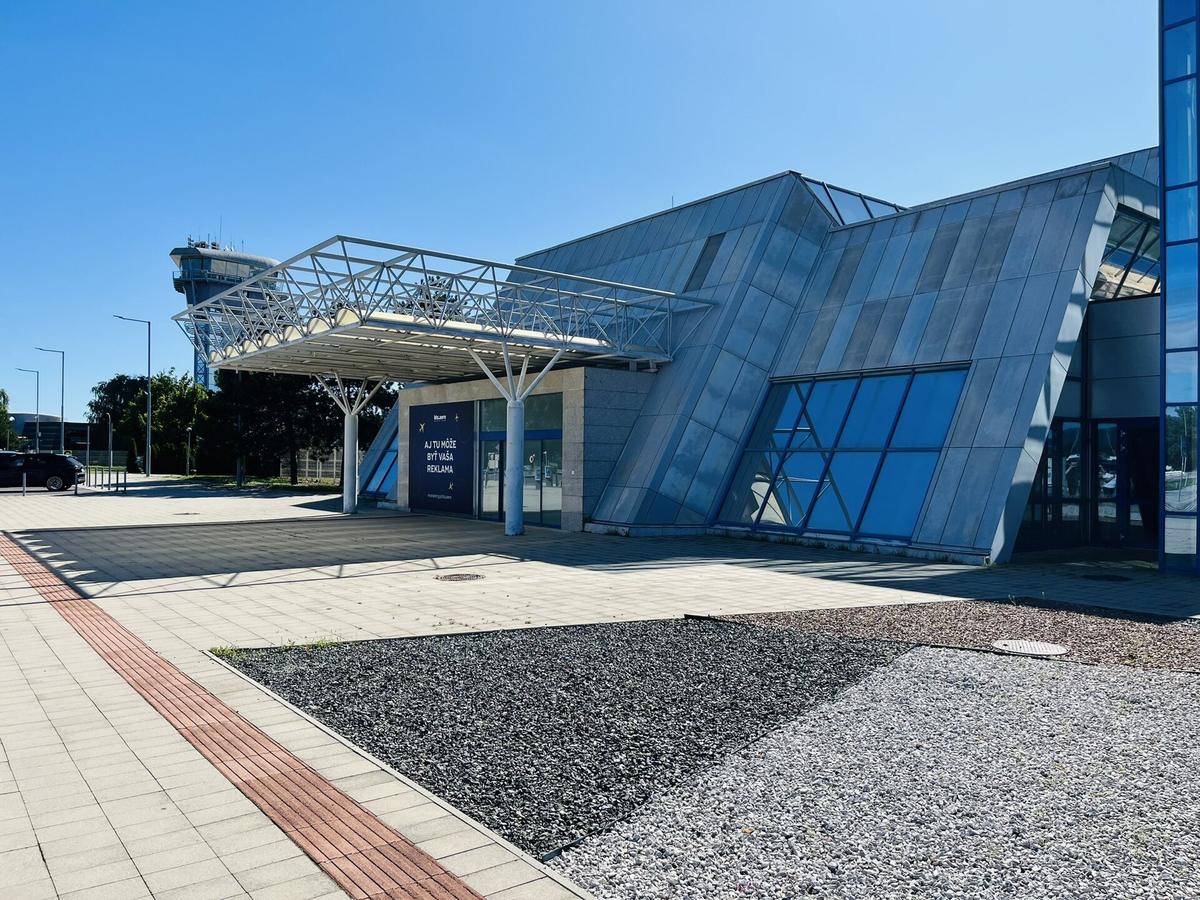 Bratislava airport terminal