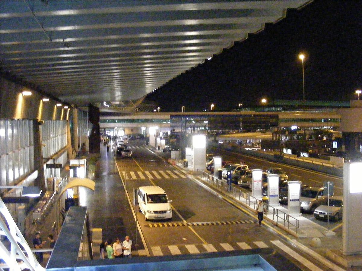 Rome Fiumicino airport terminal
